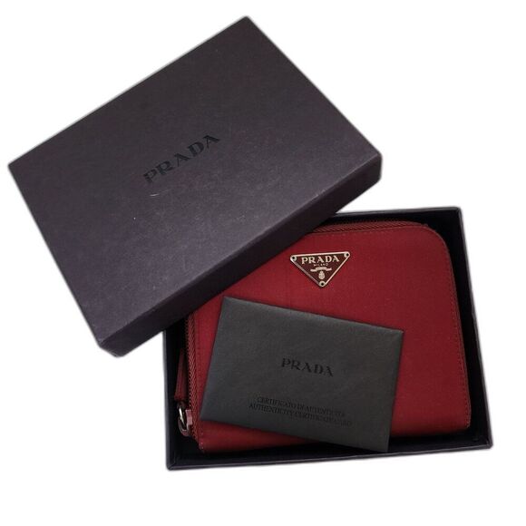 Prada Portafoglio Tessuto Zip Nylon Leather Wallet With COA and Box - Picture 16 of 16